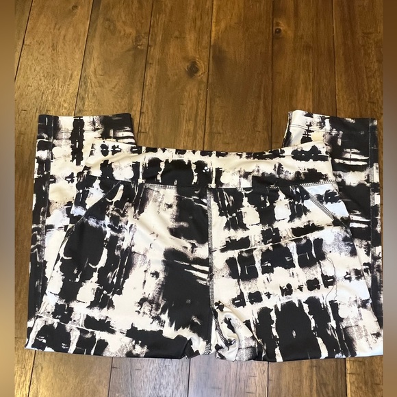 Velocity Capri athletic tights - Picture 3 of 5